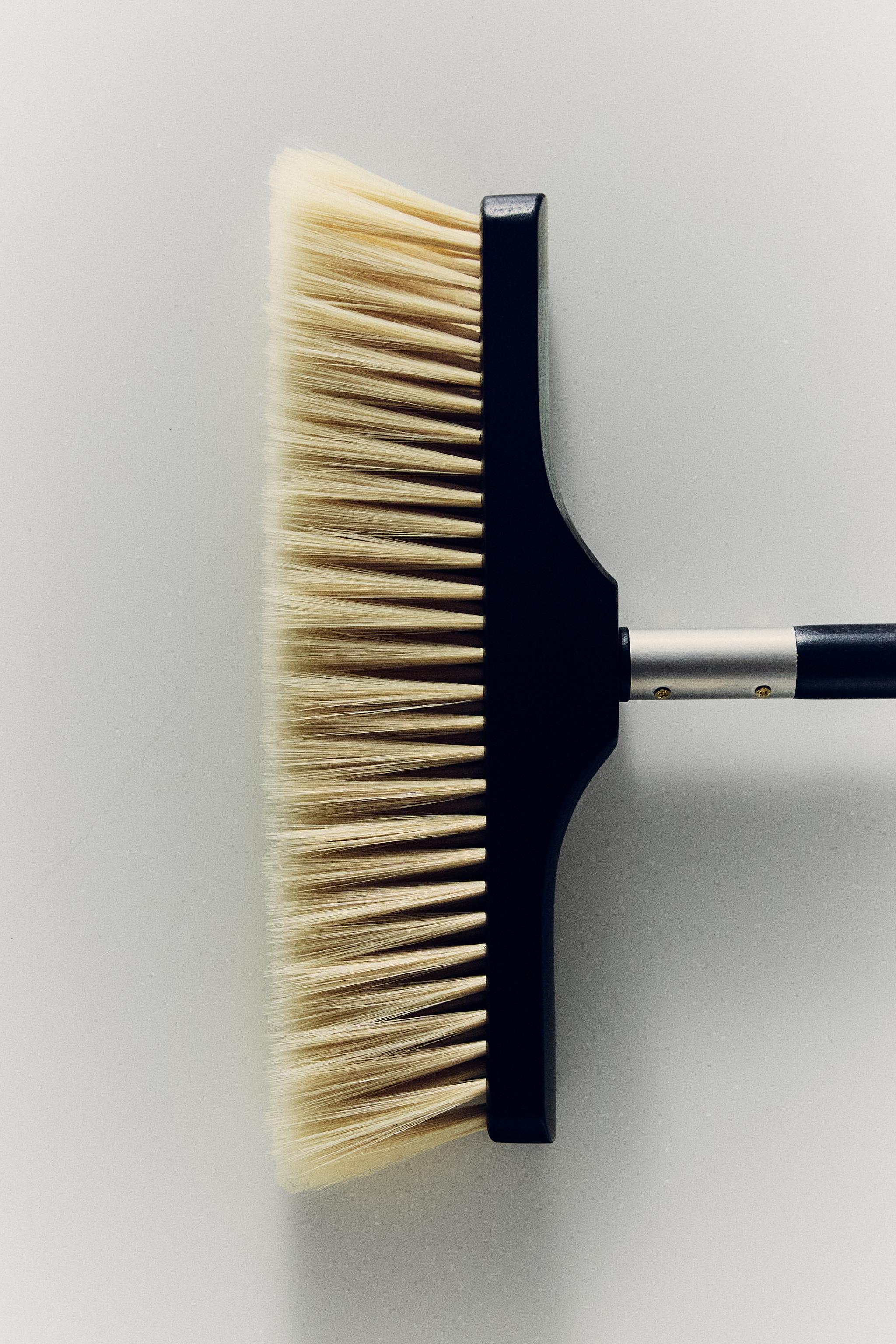 WOODEN BROOM HEAD